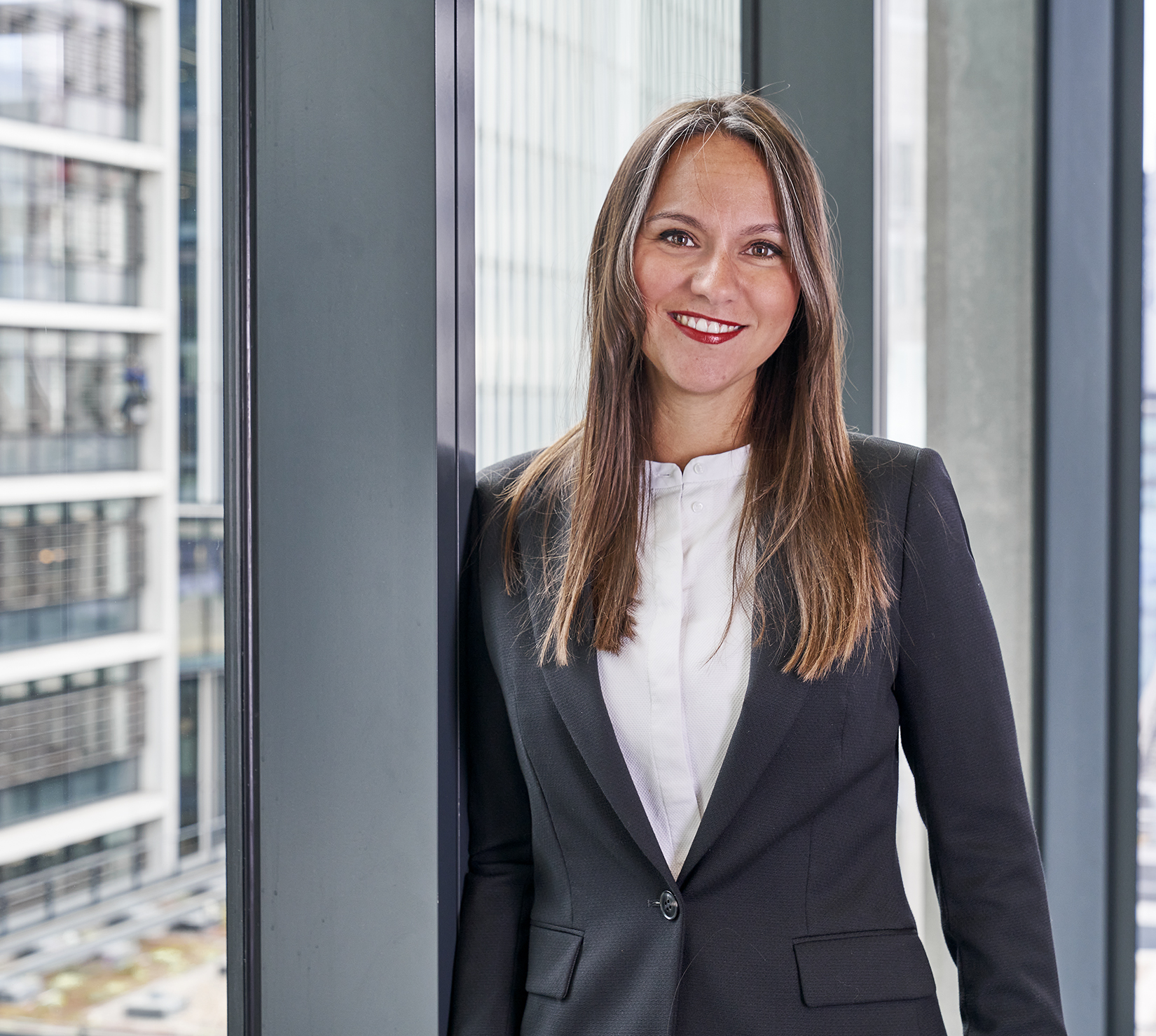 Fawn Wilkinson, Solicitor, Divorce and Family, Stewarts }}